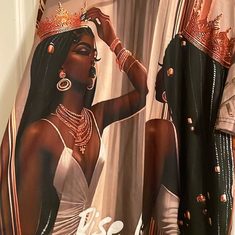 Rise up Queen tee